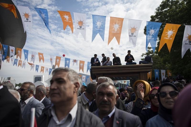 Erdoğan AK Parti Genel Başkanı oldu 21