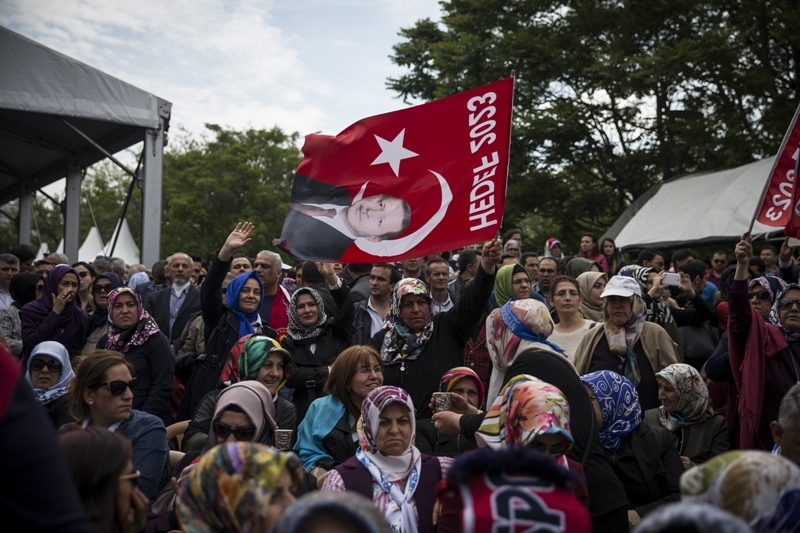 Erdoğan AK Parti Genel Başkanı oldu 26