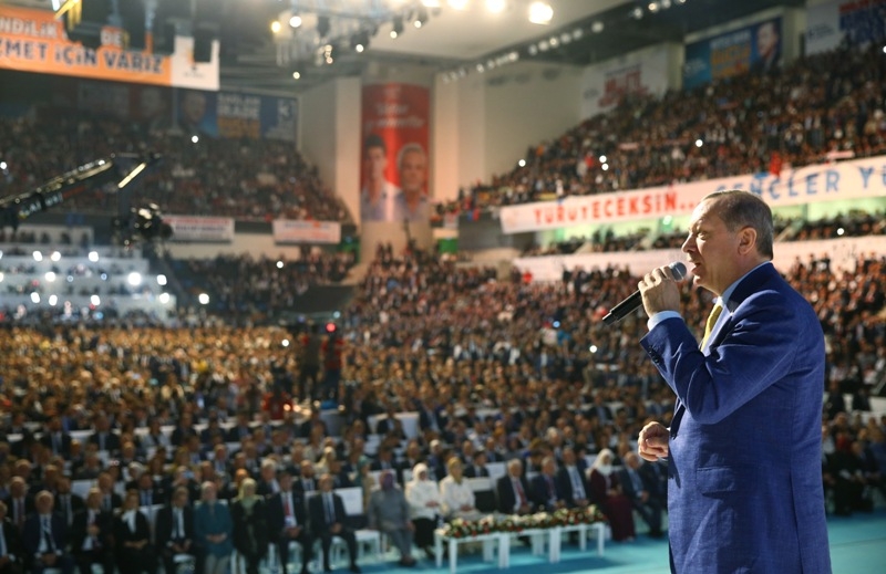 Erdoğan AK Parti Genel Başkanı oldu 35