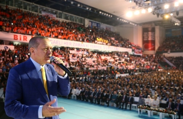 Erdoğan AK Parti Genel Başkanı oldu 40