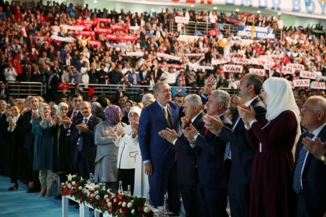 Erdoğan AK Parti Genel Başkanı oldu 49