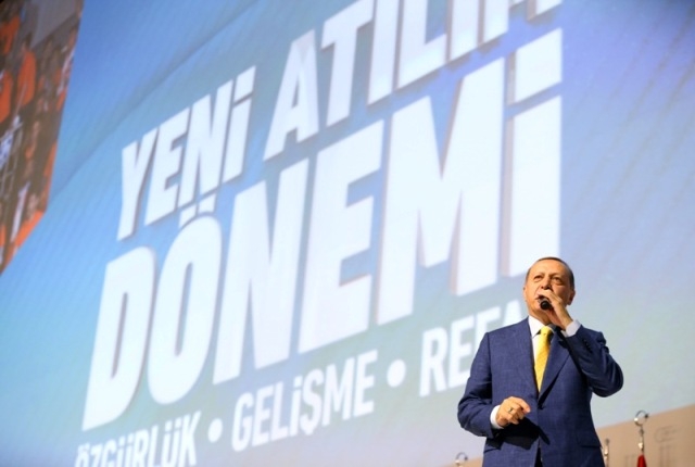 Erdoğan AK Parti Genel Başkanı oldu 53