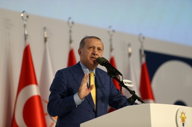Erdoğan AK Parti Genel Başkanı oldu 55