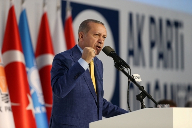 Erdoğan AK Parti Genel Başkanı oldu 56