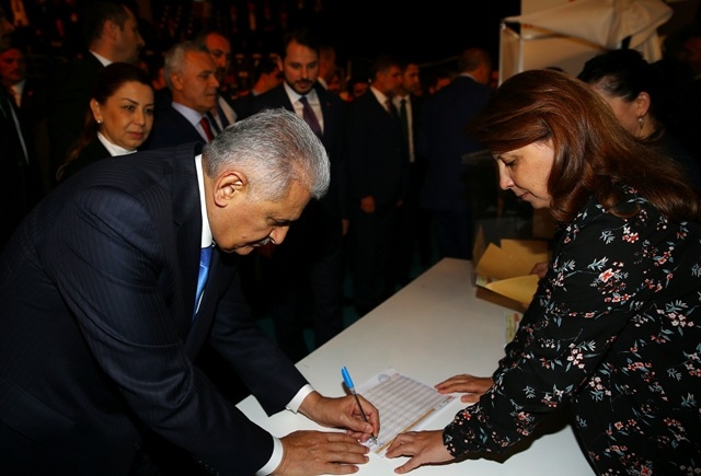 Erdoğan AK Parti Genel Başkanı oldu 59
