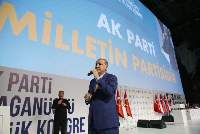 Erdoğan AK Parti Genel Başkanı oldu 73