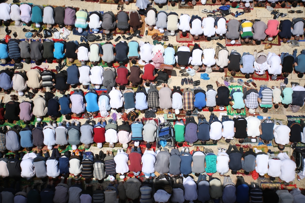 Mescid-i Aksa'da 300 bin kişilik cuma namazı 21