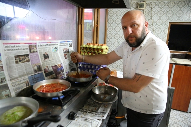 Menemenseverlerin lezzet durağı: "Çakallı" 5