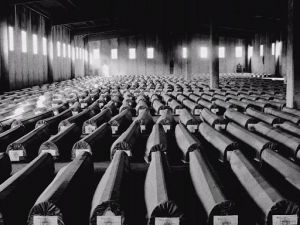 Avrupa'nın ortasında ama insanlıktan çok uzakta. SREBRENİTSA