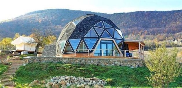 İnanması zor ancak bu evler 2 saatte yapılıyor 300 yıl kalabiliyor 1
