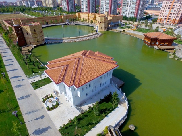 ECDAD PARKI TAMAMLANDI 8