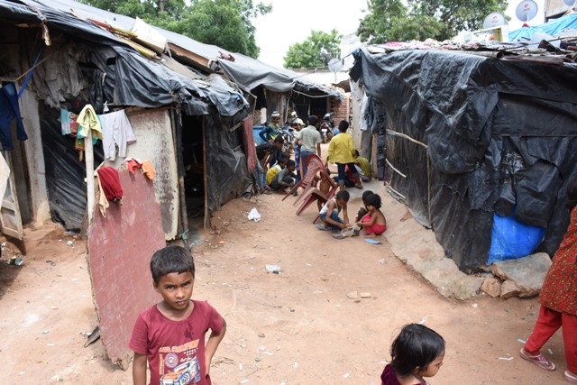 Myanmar'dan kaçmaya çalışan daha binlerce Arakanlı Müslüman var 24