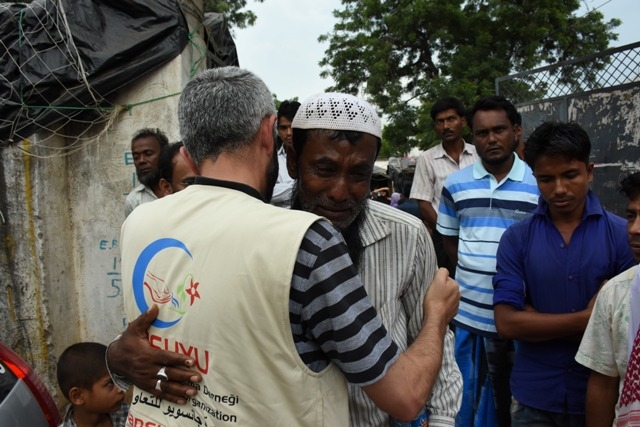 Myanmar'dan kaçmaya çalışan daha binlerce Arakanlı Müslüman var 38