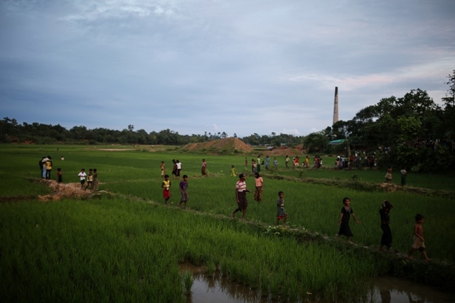 Myanmar'dan kaçmaya çalışan daha binlerce Arakanlı Müslüman var 43