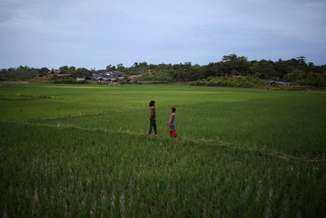 Myanmar'dan kaçmaya çalışan daha binlerce Arakanlı Müslüman var 48