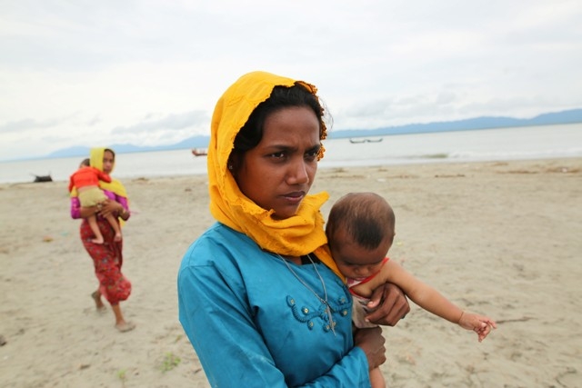 Myanmar'dan kaçmaya çalışan daha binlerce Arakanlı Müslüman var 52
