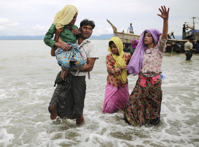 Myanmar'dan kaçmaya çalışan daha binlerce Arakanlı Müslüman var 59