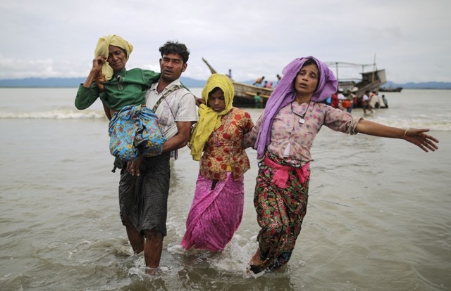 Myanmar'dan kaçmaya çalışan daha binlerce Arakanlı Müslüman var 60