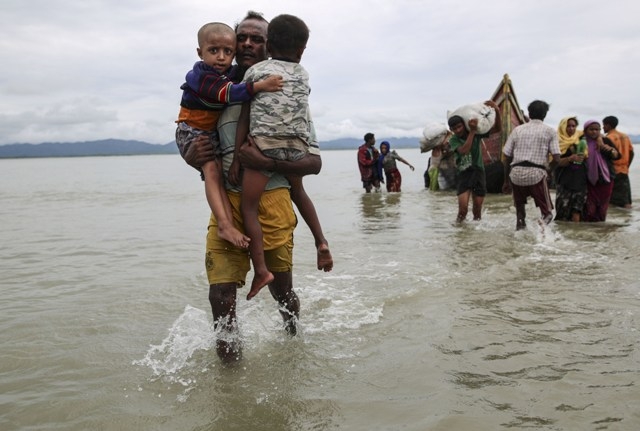 Myanmar'dan kaçmaya çalışan daha binlerce Arakanlı Müslüman var 69