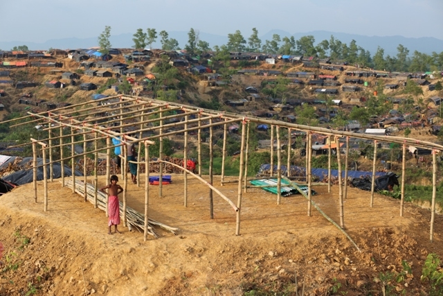 Bangladeş'e sığınan Arakanlı Müslümanların sayısı 480 bine ulaştı 17