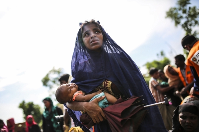 Bangladeş'e sığınan Arakanlı Müslümanların sayısı 480 bine ulaştı 4