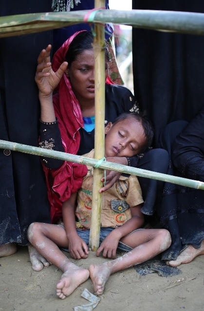 Bangladeş'e sığınan Arakanlı Müslümanların sayısı 480 bine ulaştı 6