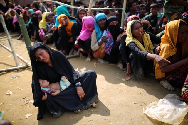 Bangladeş'e sığınan Arakanlı Müslümanların sayısı 480 bine ulaştı 9