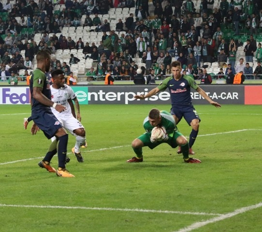 KONYASPOR SALZBURG'A 2-0 YENİLDİ 34