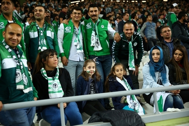 KONYASPOR SALZBURG'A 2-0 YENİLDİ 8