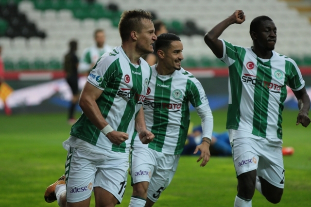 MEHMET ÖZDİLEK'Lİ KONYASPOR İLK MAÇINDA GALİP 11