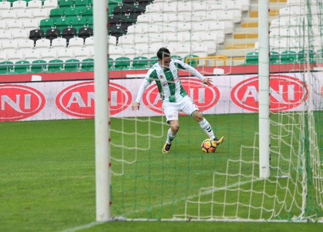 MEHMET ÖZDİLEK'Lİ KONYASPOR İLK MAÇINDA GALİP 26