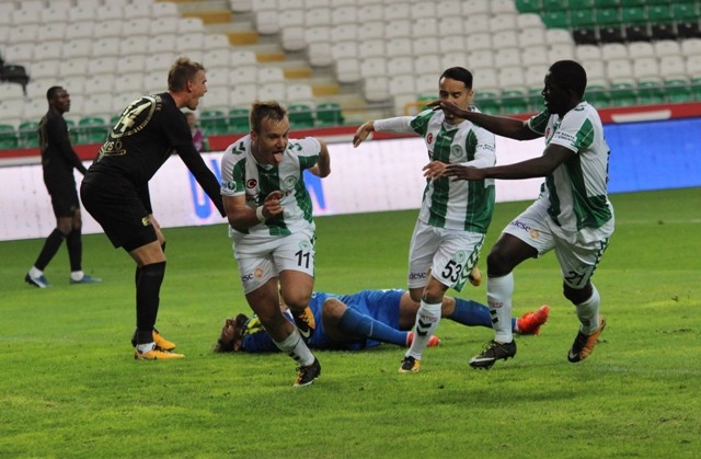 MEHMET ÖZDİLEK'Lİ KONYASPOR İLK MAÇINDA GALİP 40