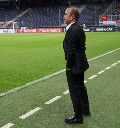 Salzburg:0 - Konyaspor:0 13