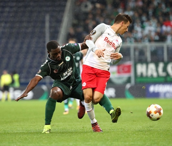 Salzburg:0 - Konyaspor:0 15