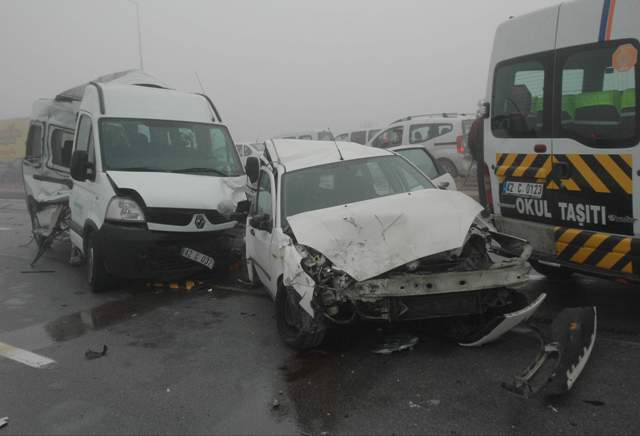 Konyada 25 araçlık zincirleme kaza 3