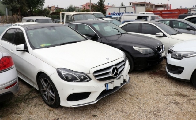 20 milyon lira değerindeki araçlar çürümeye terk edildi 11