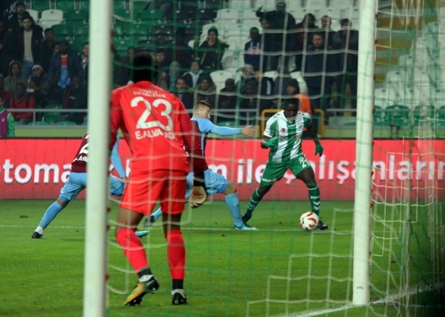 ATİKER KONYASPOR-TRABZONSPOR 12