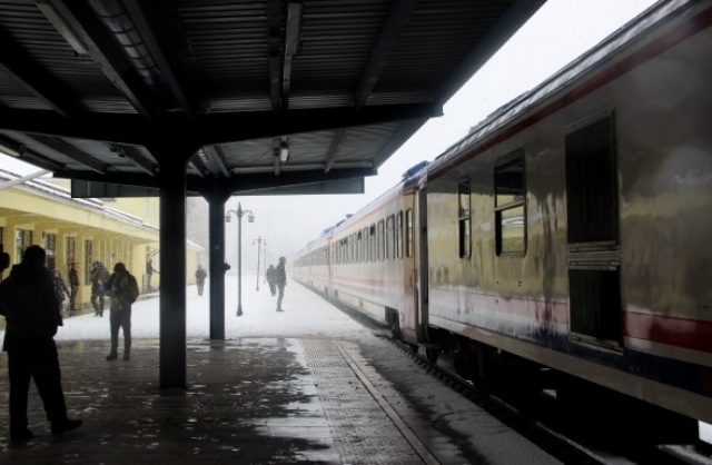 Tren garında muhteşem kar manzarası 18