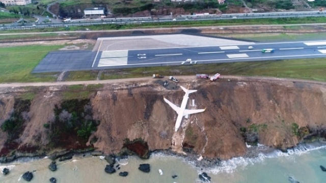 Pilot yanlış butona bastı 7