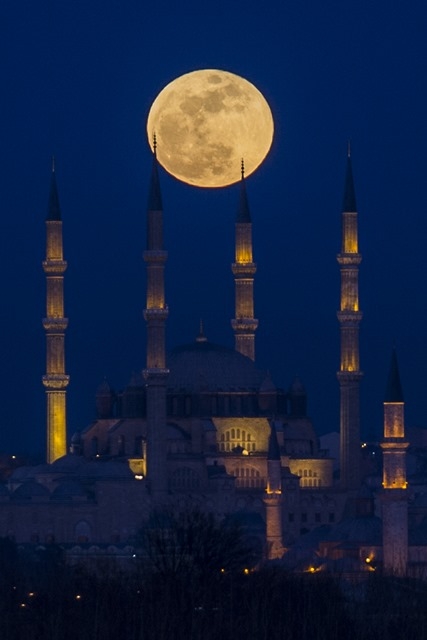 Süper Mavi Ay’ı dünya izledi 29