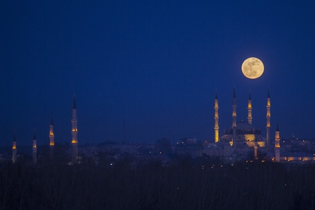 Süper Mavi Ay’ı dünya izledi 30