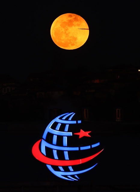 Süper Mavi Ay’ı dünya izledi 4