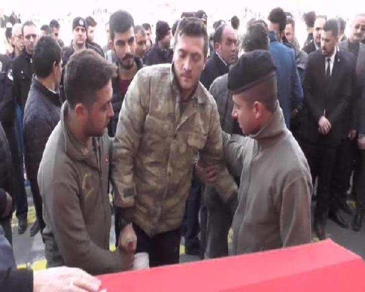 ŞEHİT ER NURULLAH SEÇEN'E SON GÖREV 25
