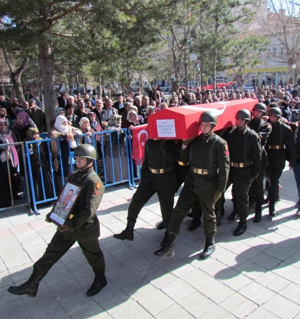 ŞEHİT ER NURULLAH SEÇEN'E SON GÖREV 7