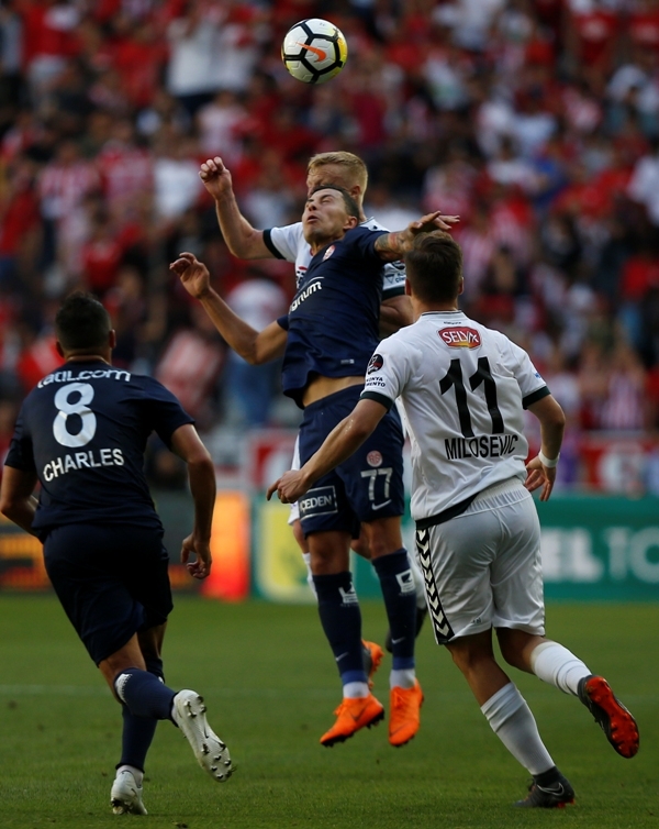 ANTALYASPOR:0- ATİKER KONYASPOR:0 33