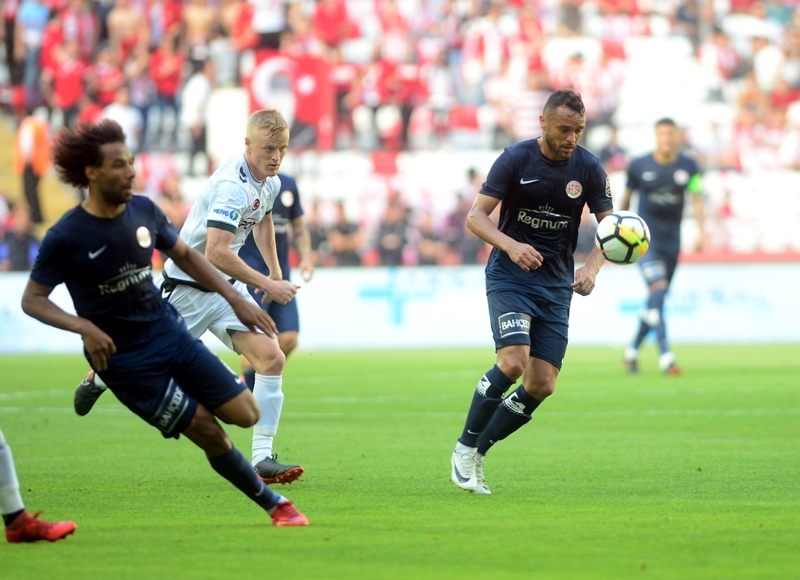 ANTALYASPOR:0- ATİKER KONYASPOR:0 36