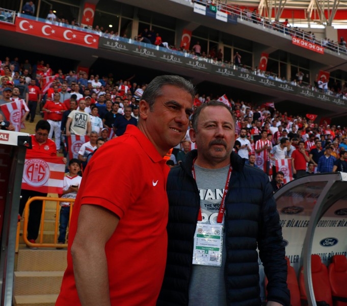ANTALYASPOR:0- ATİKER KONYASPOR:0 46
