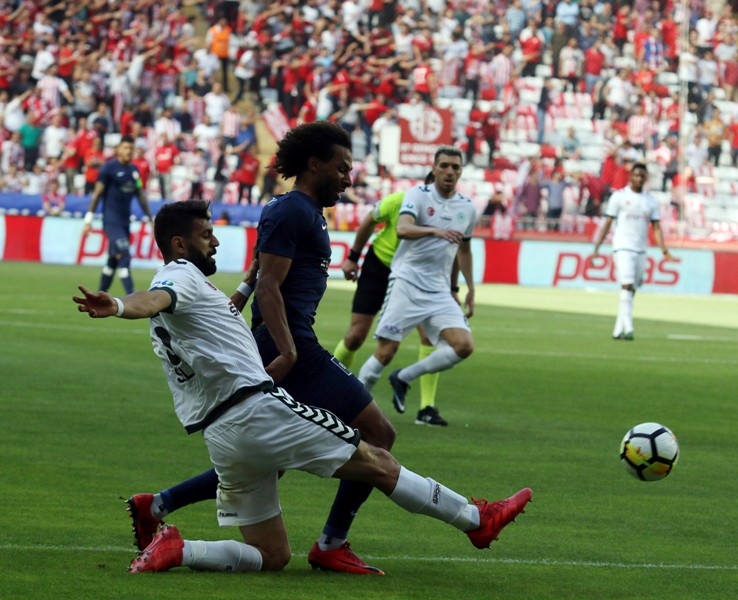 ANTALYASPOR:0- ATİKER KONYASPOR:0 48