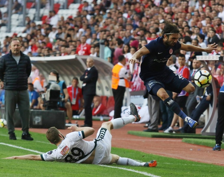 ANTALYASPOR:0- ATİKER KONYASPOR:0 61