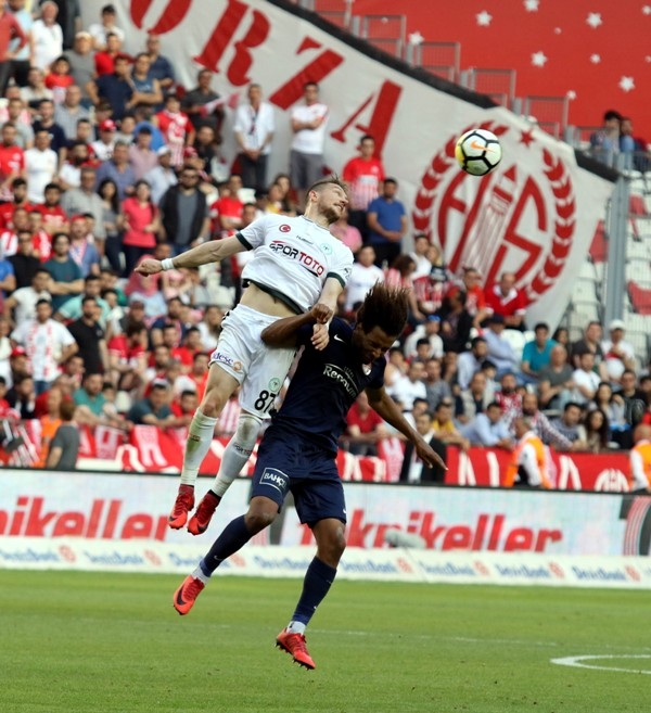 ANTALYASPOR:0- ATİKER KONYASPOR:0 63